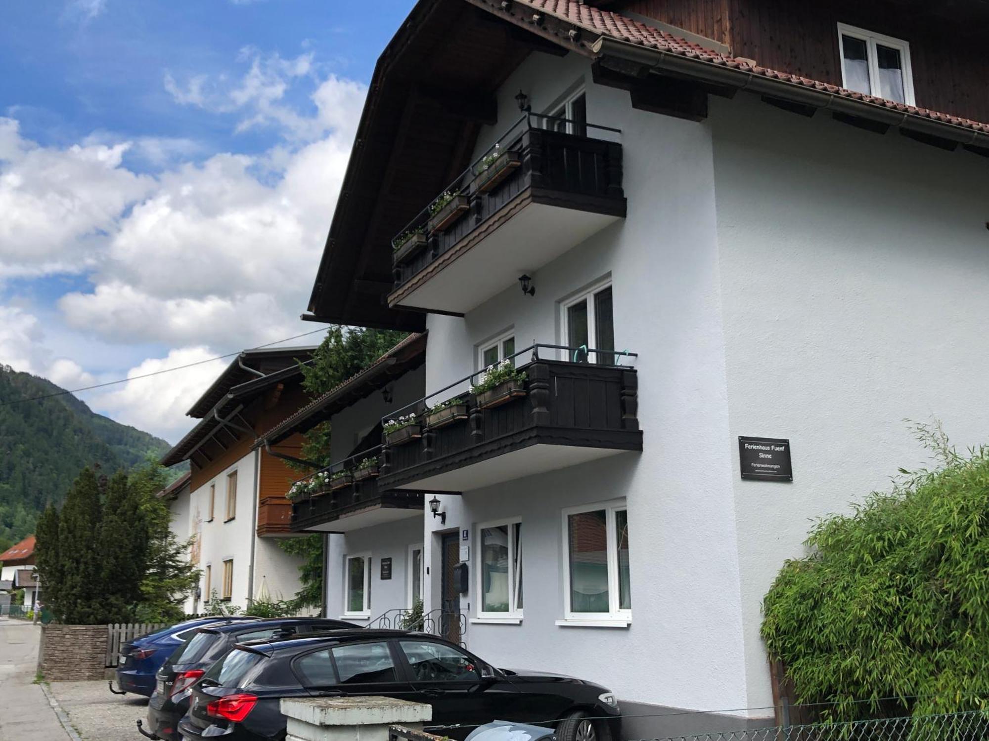 Appartement Kuhglocken Ferienhaus Fuenf Sinne Döbriach Esterno foto