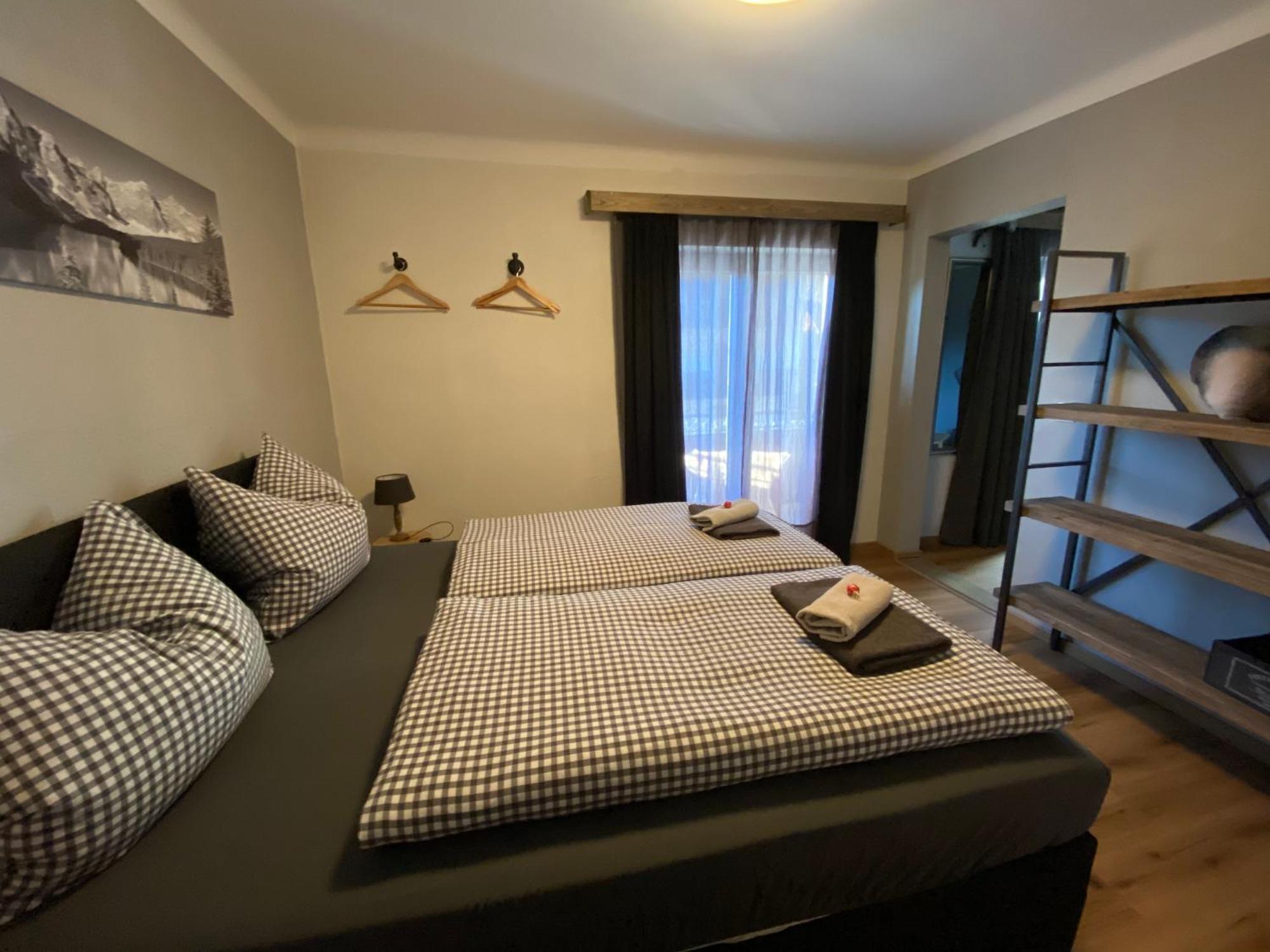 Appartement Kuhglocken Ferienhaus Fuenf Sinne Döbriach Esterno foto